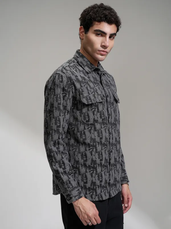 Men Relaxed Fit Casual Shirt