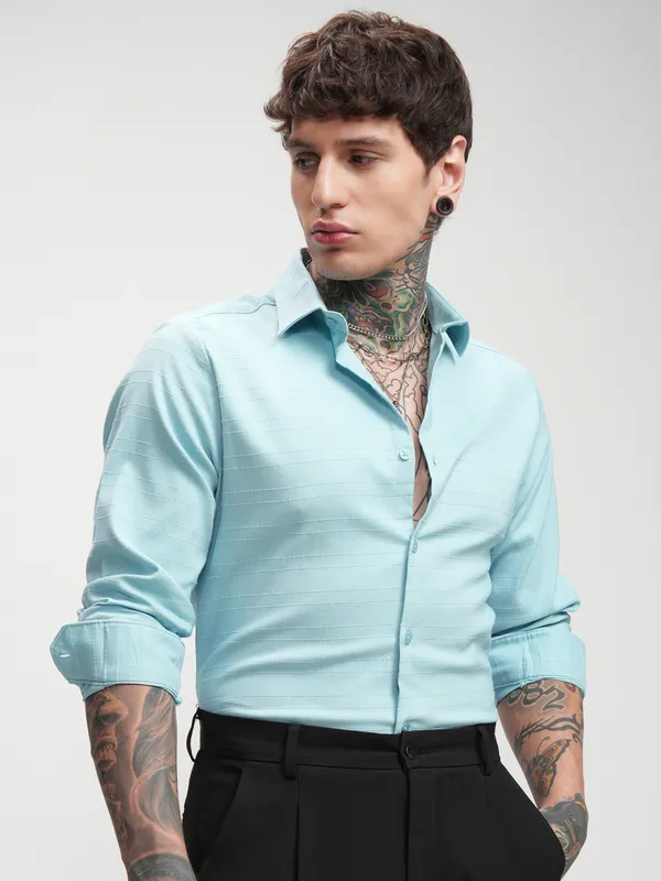 Highlander Men Blue Self Design Slim Fit Casual Shirt