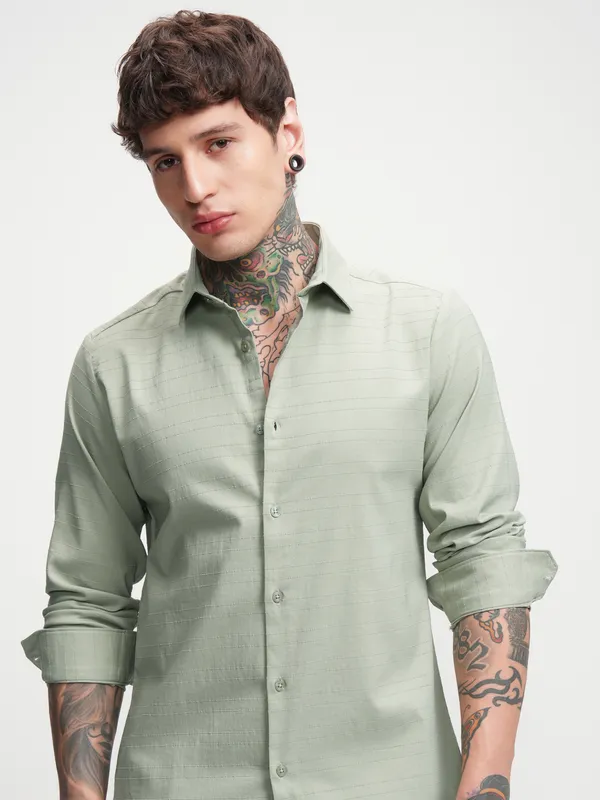 Highlander Men Green Self Design Slim Fit Casual Shirt