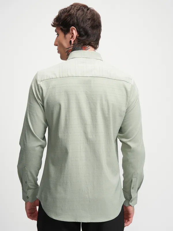 Highlander Men Green Self Design Slim Fit Casual Shirt