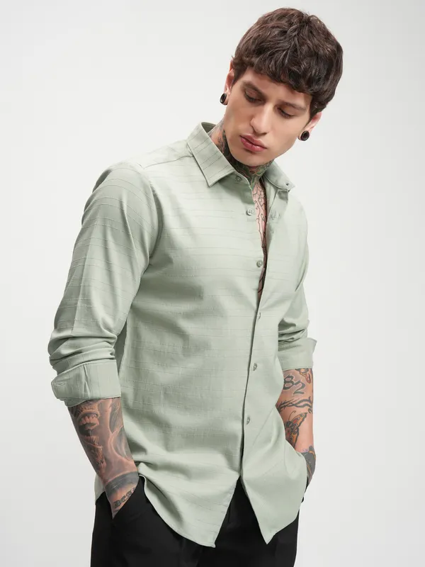 Highlander Men Green Self Design Slim Fit Casual Shirt