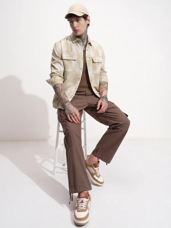 Highlander Men Beige Printed Relaxed Fit Casual Shirt