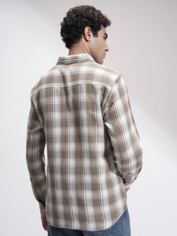Highlander Men Khaki Checked Slim Fit Casual Shirt
