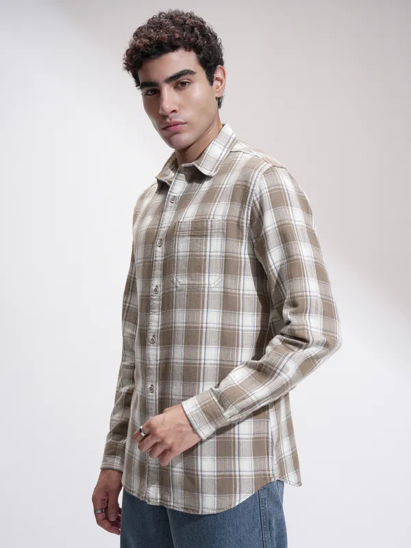 Highlander Men Khaki Checked Slim Fit Casual Shirt