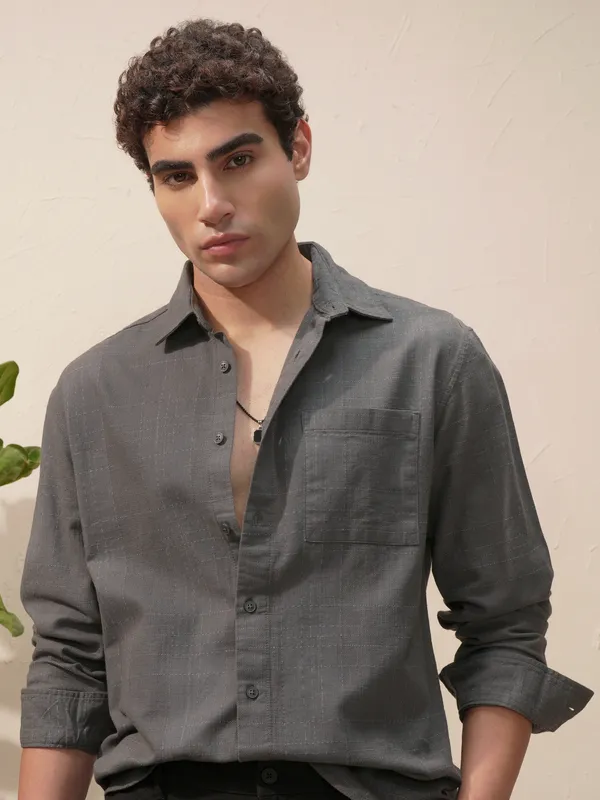 Highlander Men Grey Self Design Relaxed Fit Casual Shirt