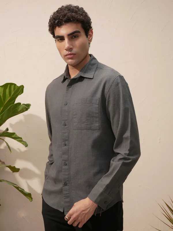 Highlander Men Grey Self Design Relaxed Fit Casual Shirt