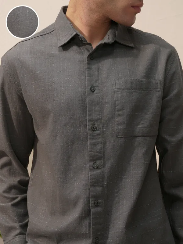 Highlander Men Grey Self Design Relaxed Fit Casual Shirt