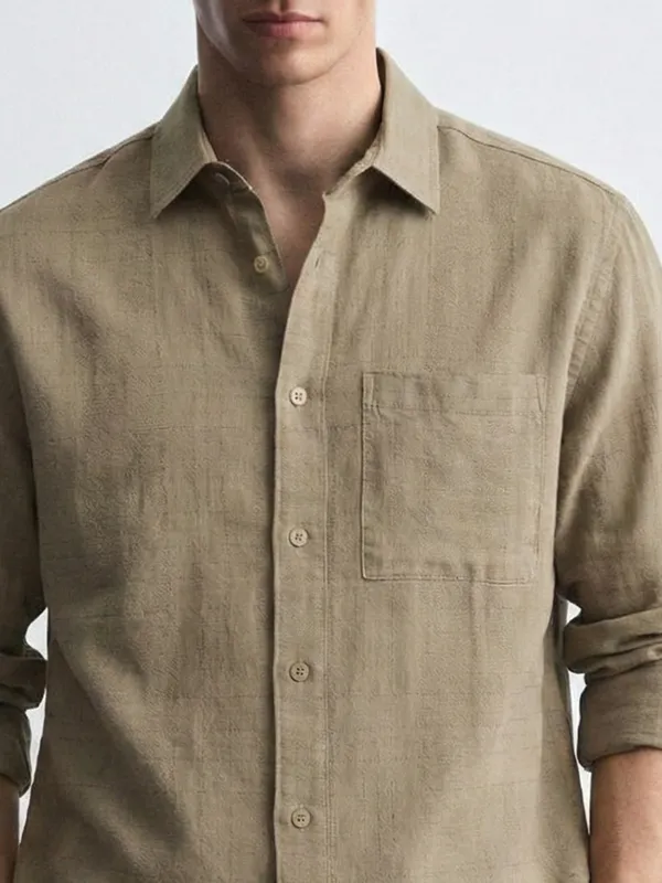 Highlander Men Beige Self Design Relaxed Fit Casual Shirt