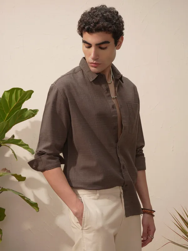 Highlander Men Brown Self Design Relaxed Fit Casual Shirt