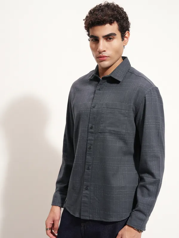 Highlander Men Blue Checked Relaxed Fit Casual Shirt