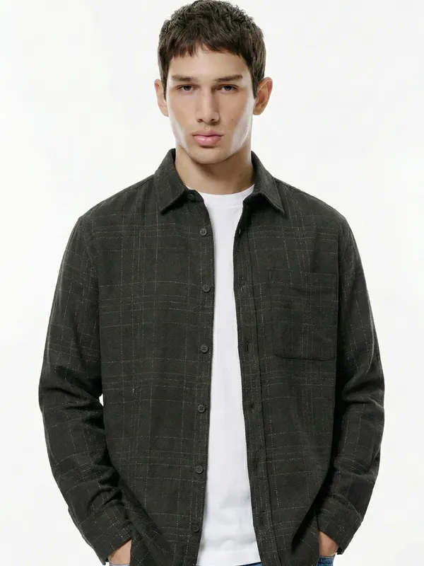 Highlander Men Black Checked Relaxed Fit Casual Shirt