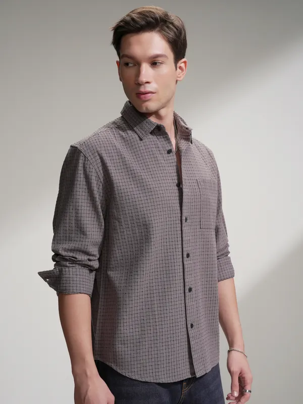 Highlander Men Tan Checked Relaxed Fit Casual Shirt