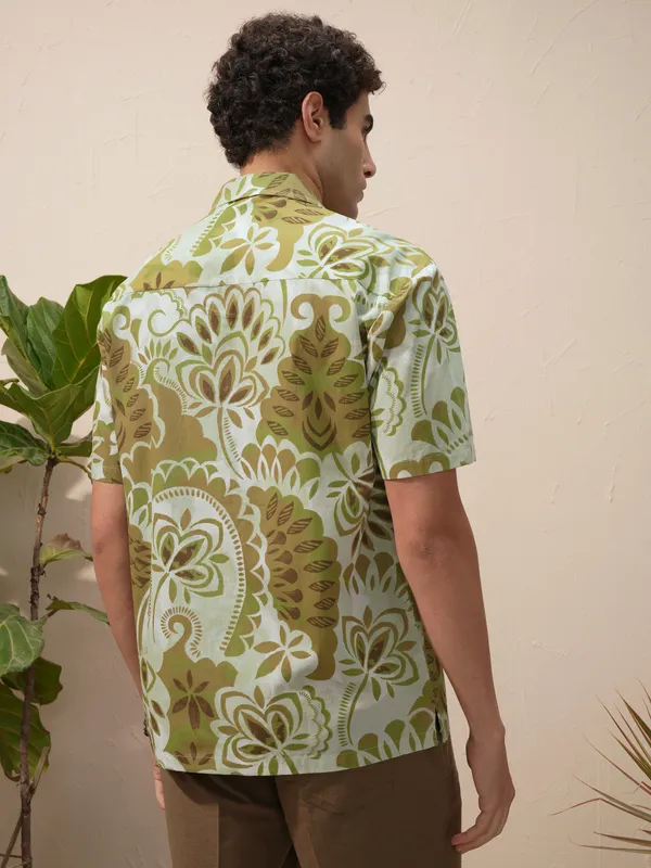 Highlander Men Olive Printed Relaxed Fit Casual Shirt