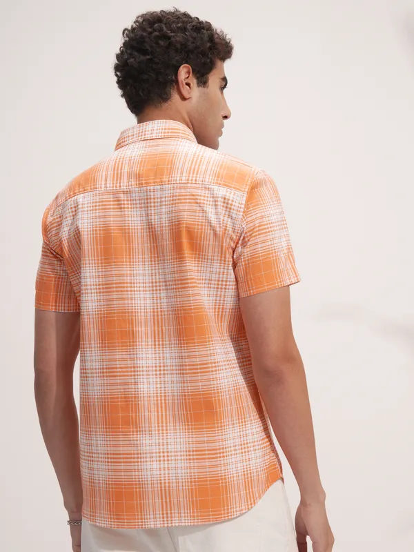 Highlander Men Orange Checked Slim Fit Casual Shirt