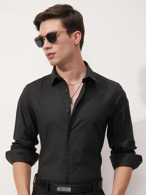 Highlander Men Black Self Design Slim Fit Casual Shirt