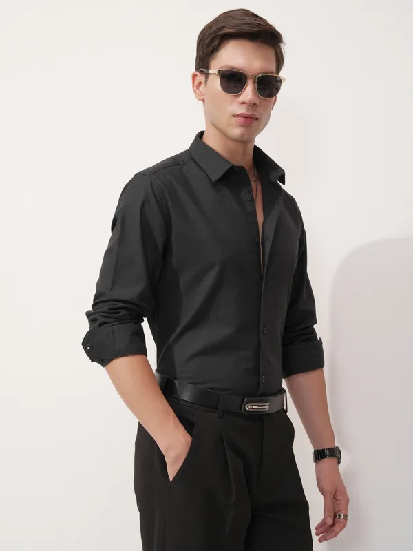 Highlander Men Black Self Design Slim Fit Casual Shirt