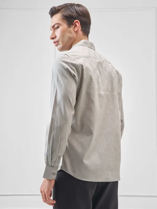 Highlander Men Grey Self Design Slim Fit Casual Shirt