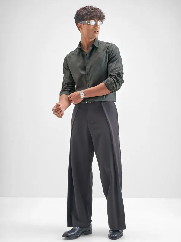 Highlander Men Charcoal Self Design Slim Fit Casual Shirt