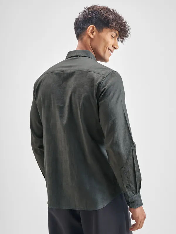 Highlander Men Charcoal Self Design Slim Fit Casual Shirt