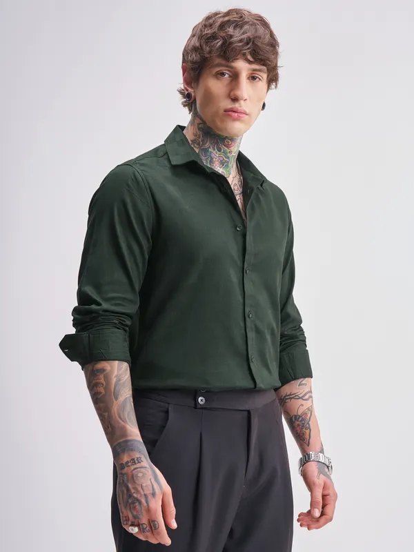 Highlander Men Green Self Design Slim Fit Casual Shirt