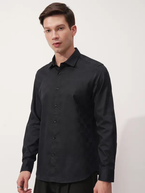 Highlander Men Navy Blue Self Design Slim Fit Casual Shirt