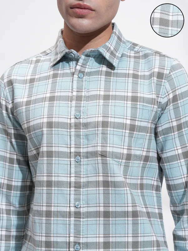 Highlander Men Blue Checked Slim Fit Casual Shirt