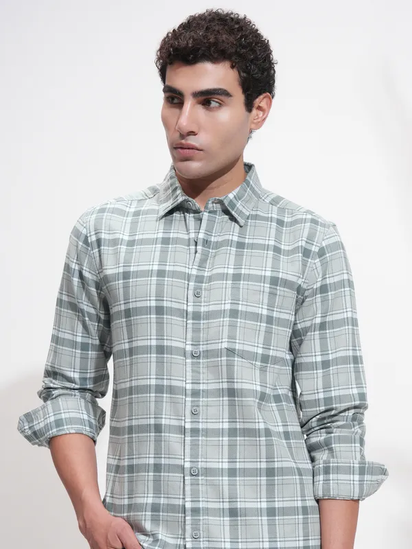 Highlander Men Grey Checked Slim Fit Casual Shirt