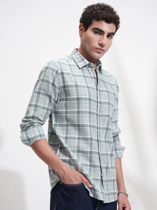 Highlander Men Grey Checked Slim Fit Casual Shirt