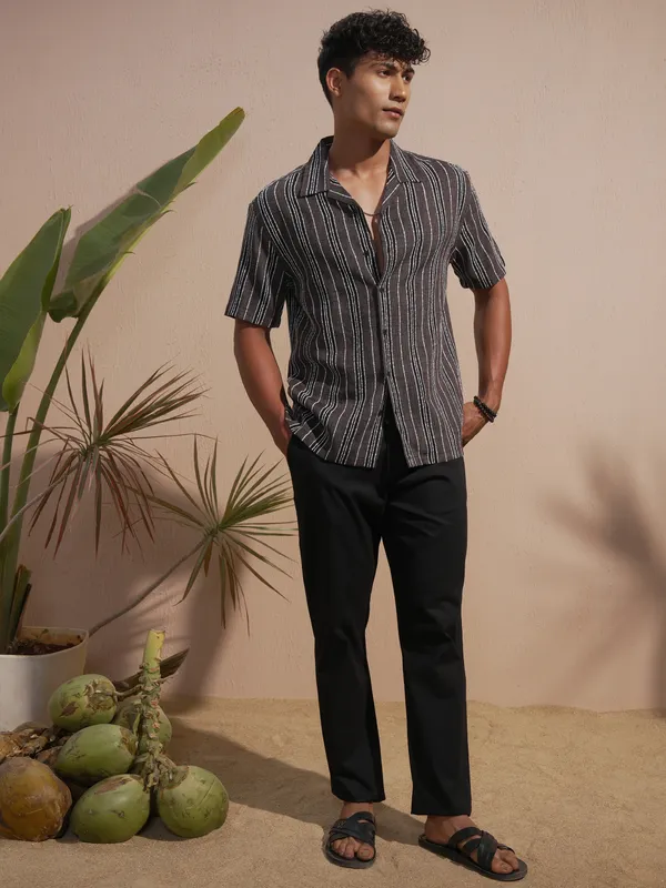 Highlander Men Maroon Striped Relaxed Fit Casual Shirt