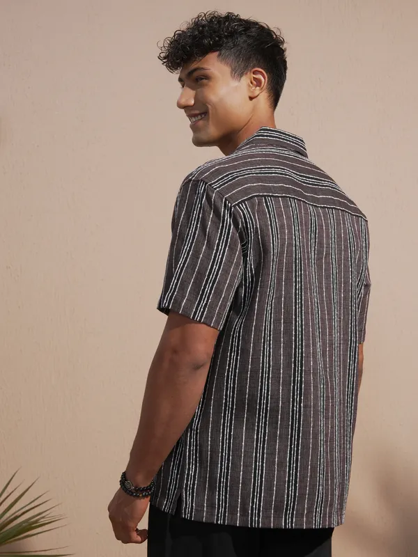 Highlander Men Maroon Striped Relaxed Fit Casual Shirt