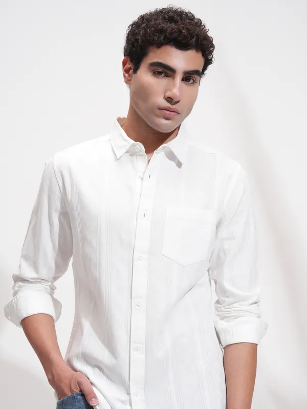 Men Relaxed Fit Casual Shirt