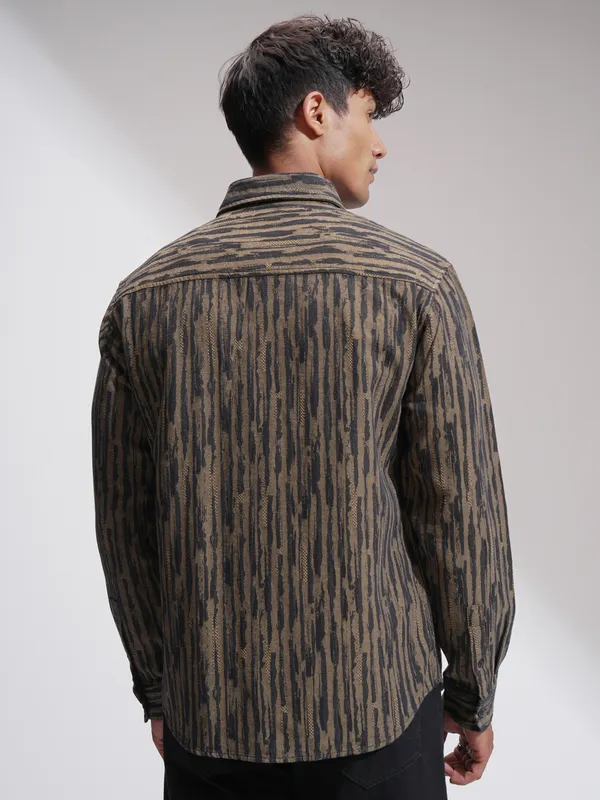 Highlander Men Black Self Design Relaxed Fit Casual Shirt