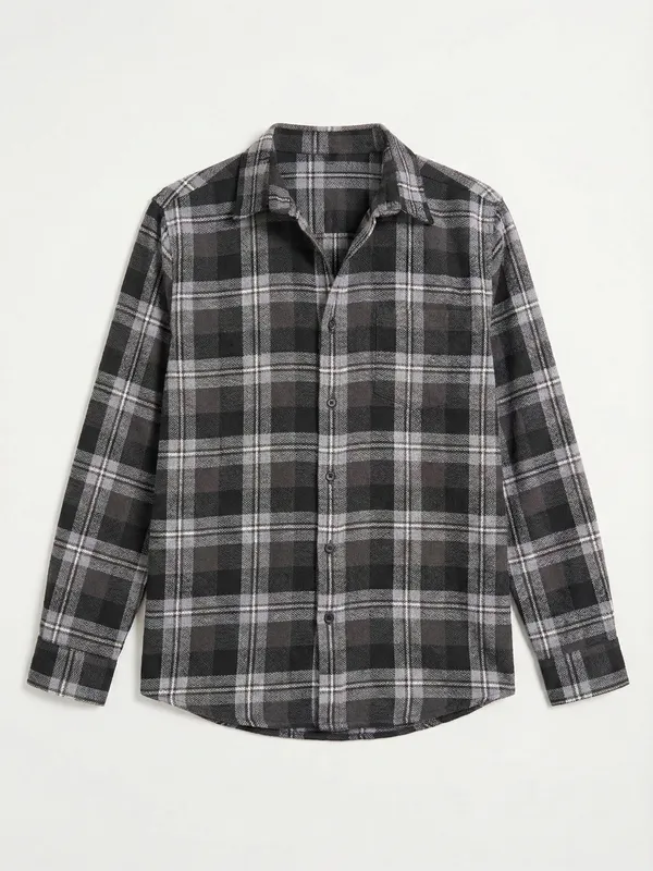 Highlander Men Charcoal Checked Slim Fit Casual Shirt
