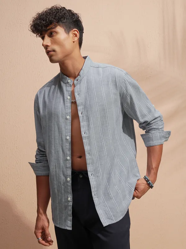 Highlander Men Grey Striped Relaxed Fit Casual Shirt
