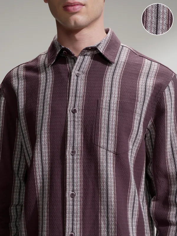 Highlander Men Burgundy Checked Relaxed Fit Casual Shirt