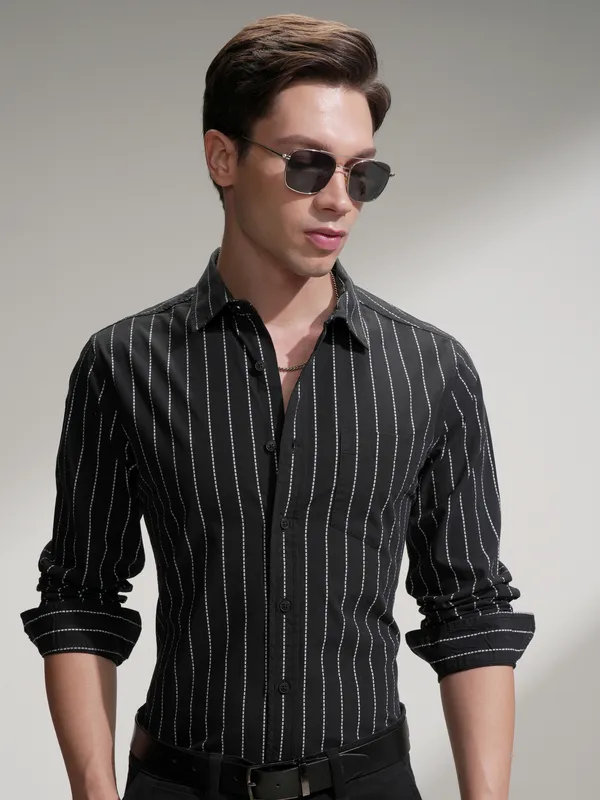 Highlander Men Black Striped Slim Fit Casual Shirt