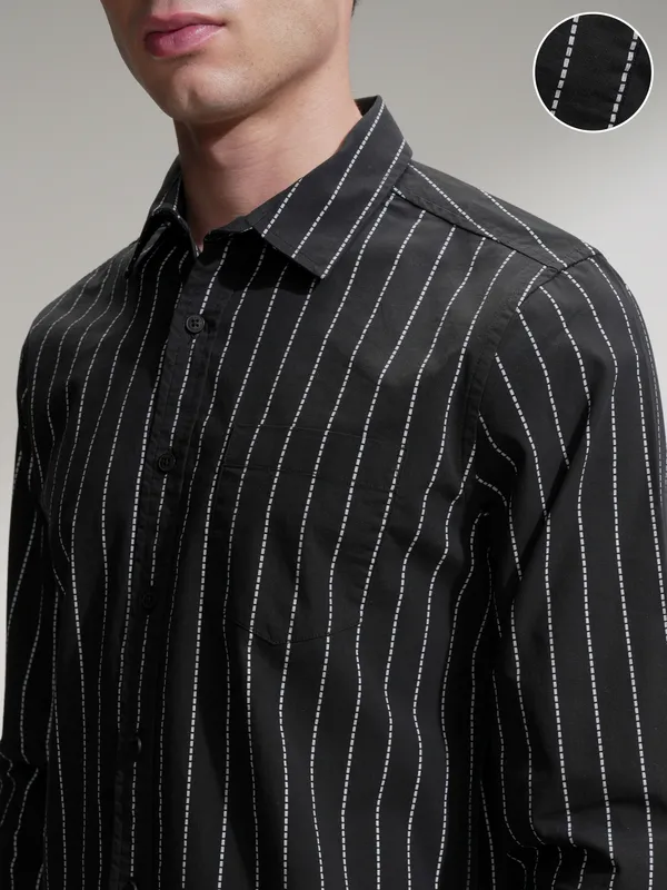 Highlander Men Black Striped Slim Fit Casual Shirt