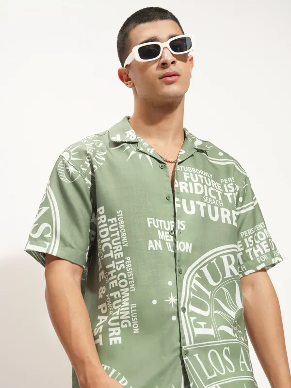 Highlander Men Green Printed Relaxed Fit Casual Shirt