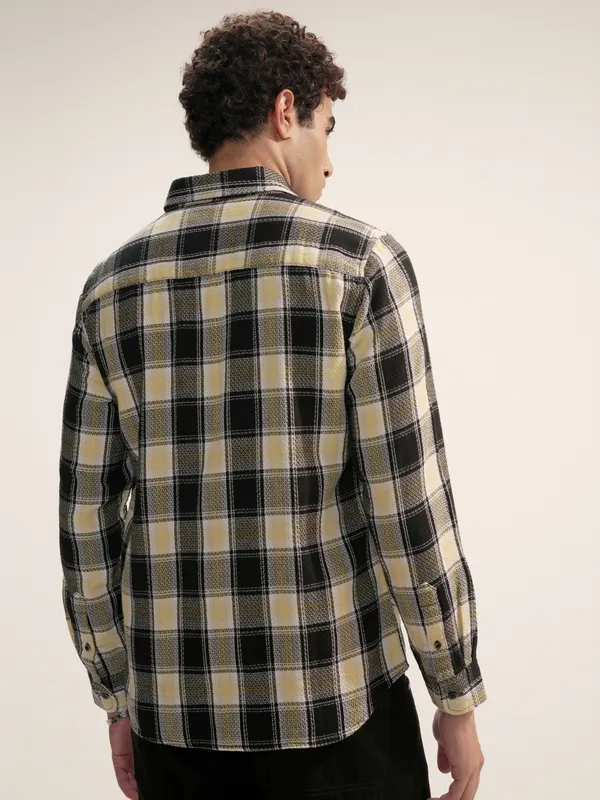 Highlander Men Black Checked Slim Fit Casual Shirt