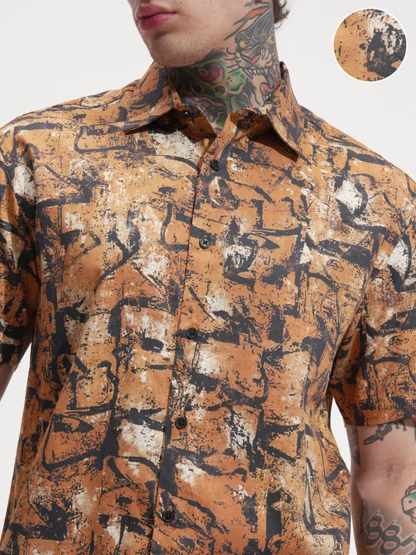 Highlander Men Rust Printed Relaxed Fit Casual Shirt