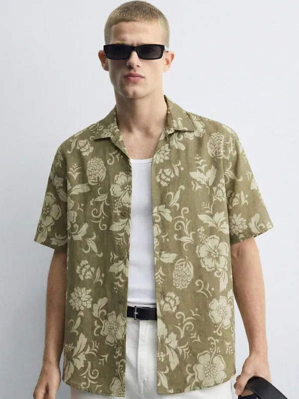 Highlander Men Olive Printed Relaxed Fit Casual Shirt