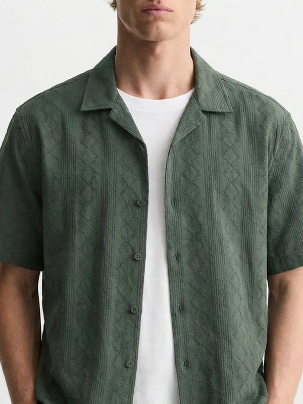Highlander Men Green Self Design Relaxed Fit Casual Shirt