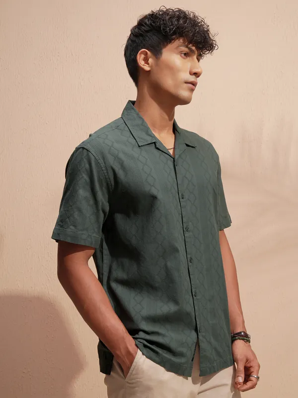 Highlander Men Green Self Design Relaxed Fit Casual Shirt