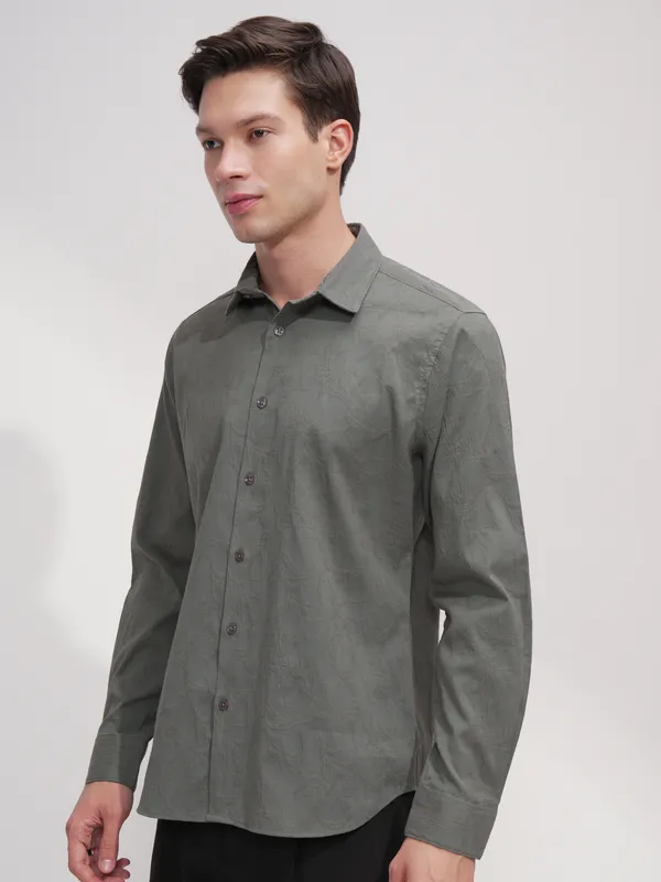 Highlander Men Olive Self Design Slim Fit Casual Shirt