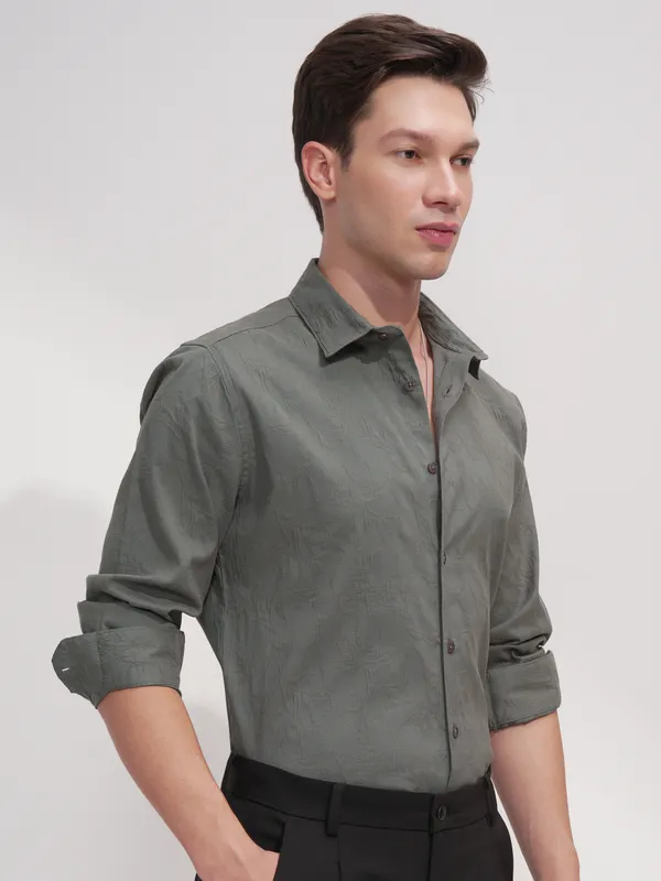 Highlander Men Olive Self Design Slim Fit Casual Shirt