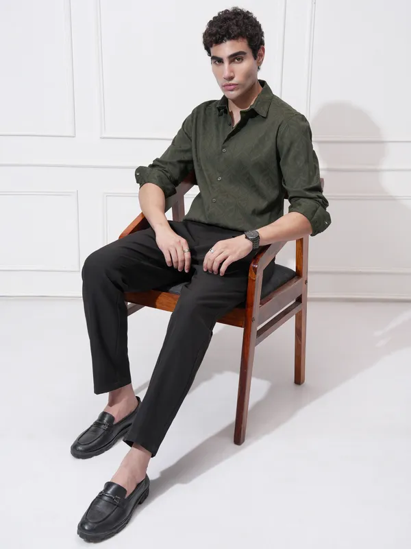 Highlander Men Green Self Design Slim Fit Casual Shirt