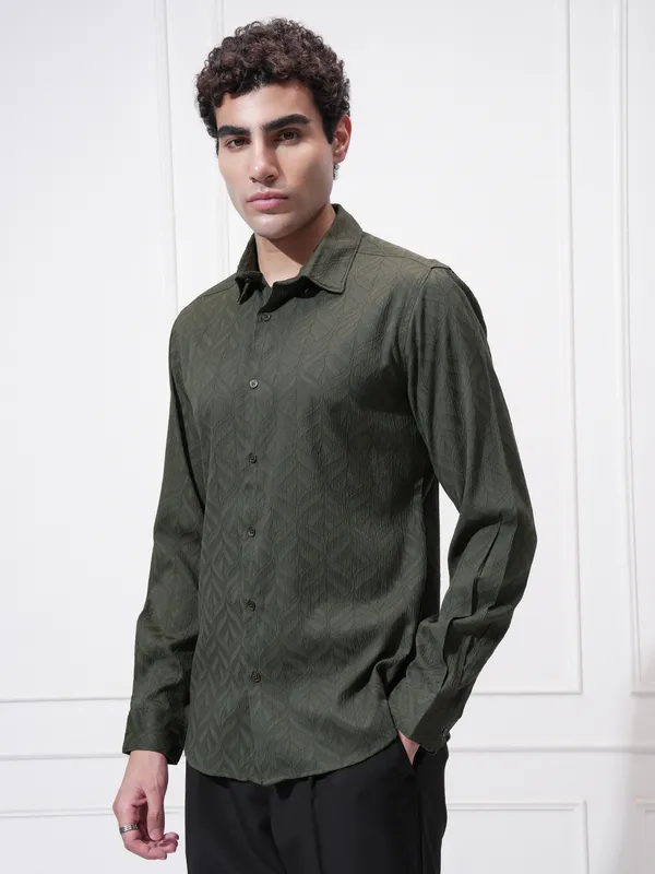 Highlander Men Green Self Design Slim Fit Casual Shirt