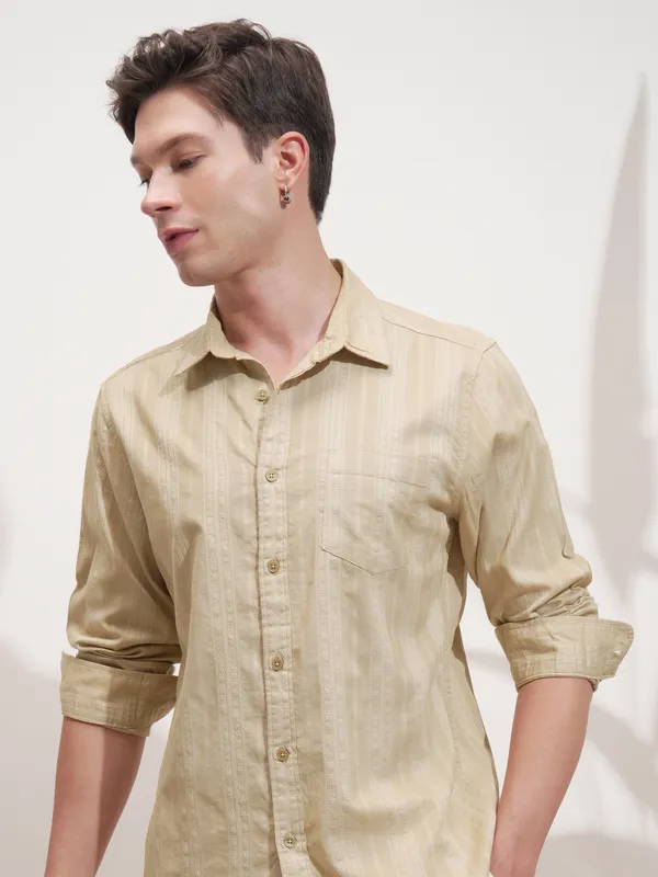 Highlander Men Beige Self Design Slim Fit Casual Shirt