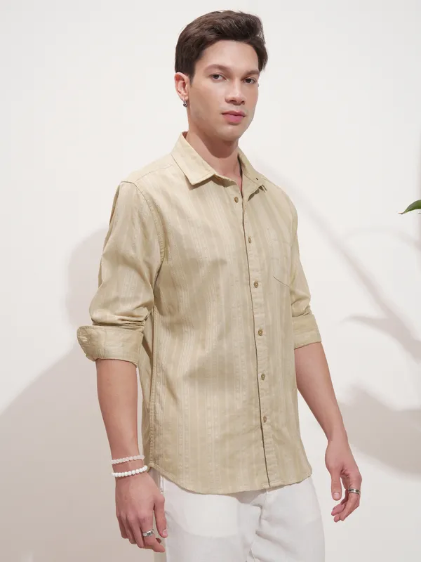 Highlander Men Beige Self Design Slim Fit Casual Shirt