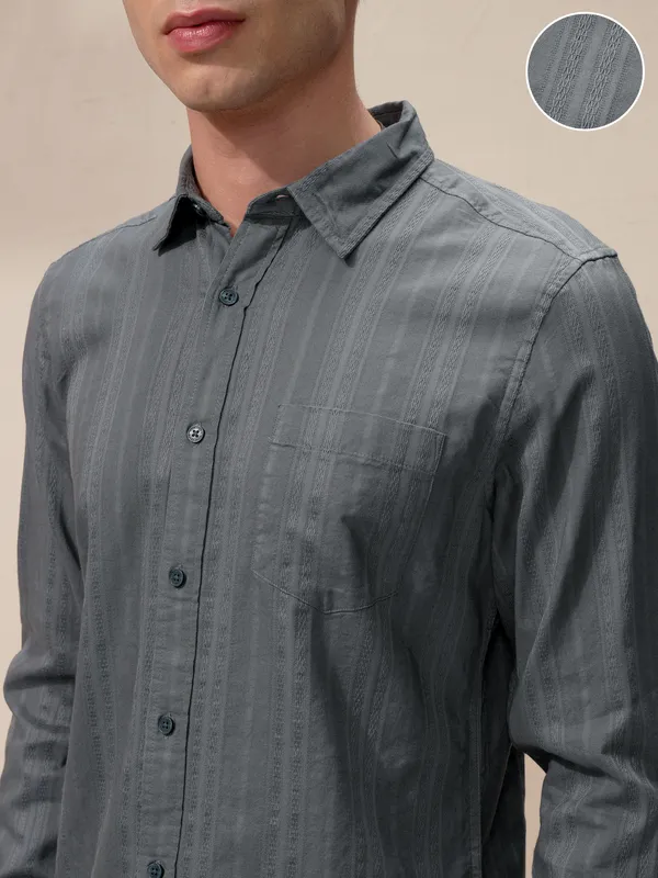 Highlander Men Grey Self Design Slim Fit Casual Shirt